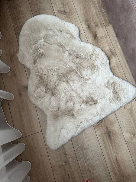 Килим зі штучного хутра Cozy Wave beige cwb-1 фото
